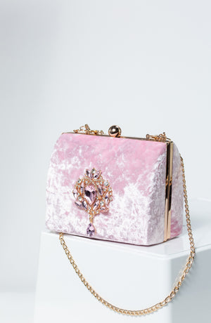 
            
                Load image into Gallery viewer, Oheema Velvet Clutch (Chain Strap) In Pink
            
        