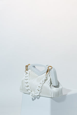 
            
                Load image into Gallery viewer, Savannah Pleated Shoulder Bag In White
            
        